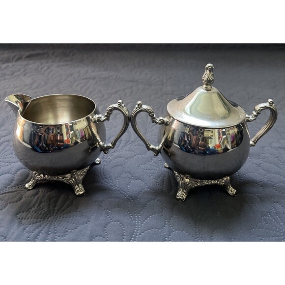 Vintage Silverplate Footed Sugar Bowl With Lid And Creamer Set Made in Hong Kong - Picture 1 of 11